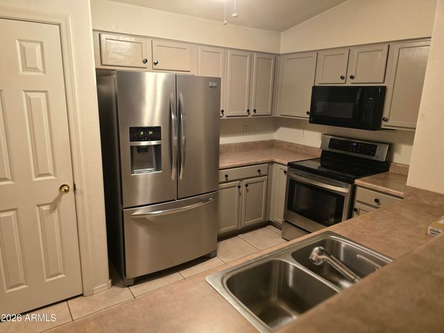 11109 W MADISEN ELLISE Drive, Surprise, AZ 85378