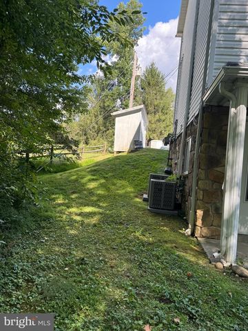 349 CLAY ST, Hambleton, WV 26269