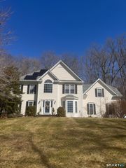 38 Beech Tree Ridge, Killingworth, CT 06419