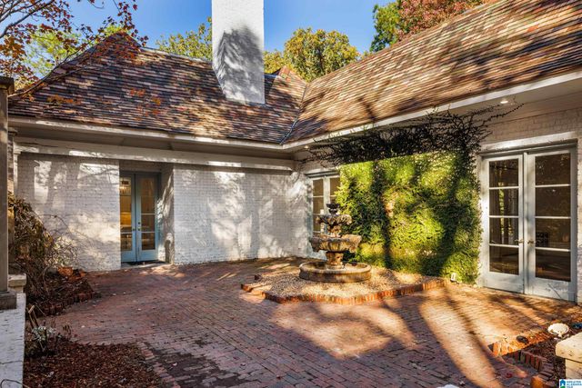 8015 CASTLEHILL ROAD, Hoover, AL 35242