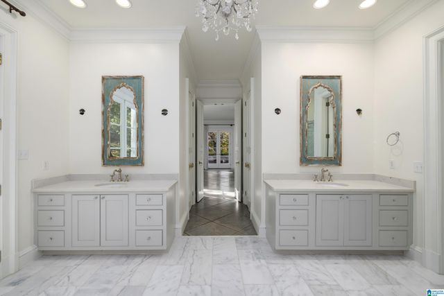 8015 CASTLEHILL ROAD, Hoover, AL 35242