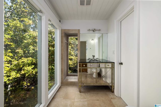 8015 CASTLEHILL ROAD, Hoover, AL 35242