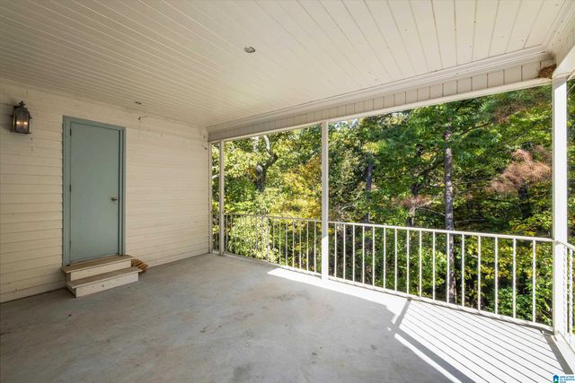 8015 CASTLEHILL ROAD, Hoover, AL 35242