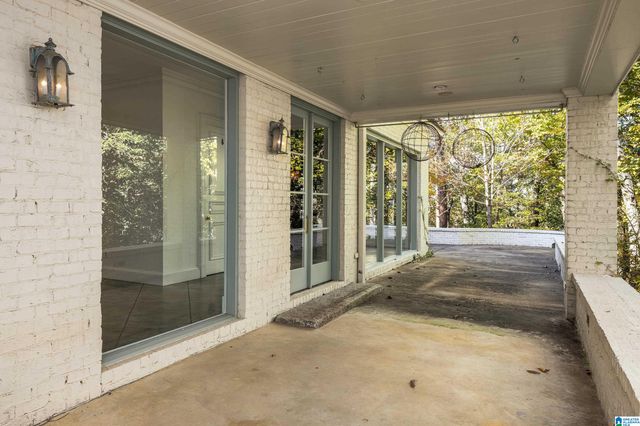 8015 CASTLEHILL ROAD, Hoover, AL 35242