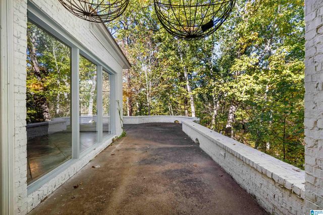 8015 CASTLEHILL ROAD, Hoover, AL 35242