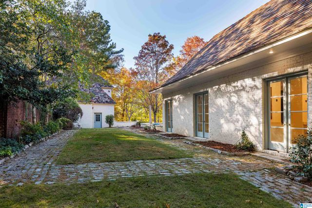 8015 CASTLEHILL ROAD, Hoover, AL 35242