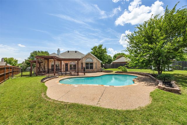 508 Taos Court W, Aledo, TX 76008