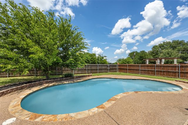 508 Taos Court W, Aledo, TX 76008