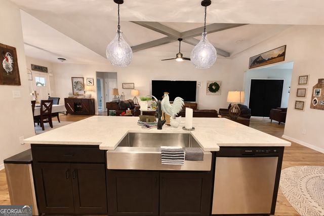 233 Springdale Estates Drive, Senoia, GA 30276