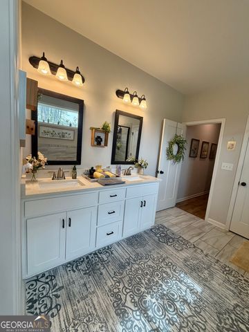 233 Springdale Estates Drive, Senoia, GA 30276