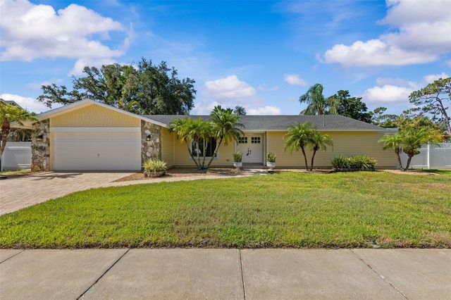 2828 BRIDLEWOOD COURT, Palm Harbor, FL 34683
