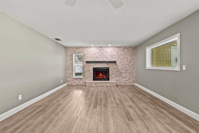 2828 BRIDLEWOOD COURT, Palm Harbor, FL 34683