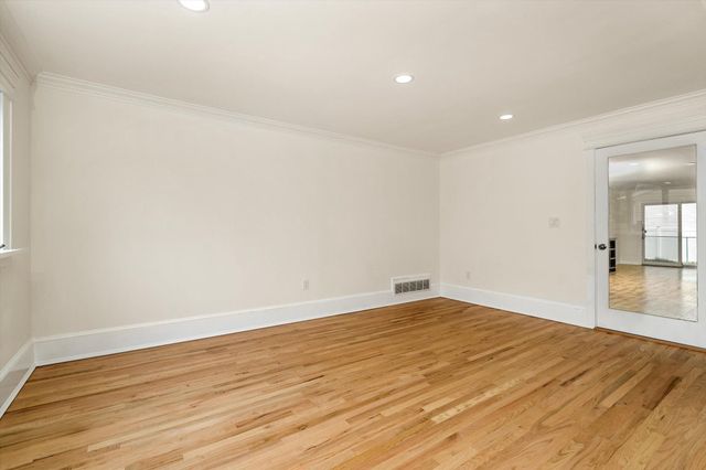 406 FLOCK RD, Hamilton, NJ 08619