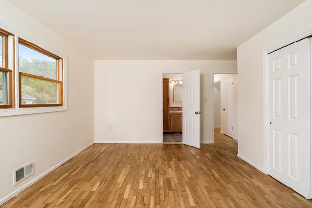 406 FLOCK RD, Hamilton, NJ 08619