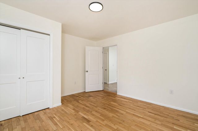 406 FLOCK RD, Hamilton, NJ 08619