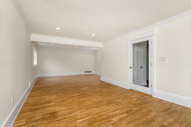 406 FLOCK RD, Hamilton, NJ 08619
