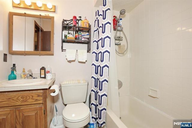 1 Gray Rock Drive 11, Vernon, NJ 07462