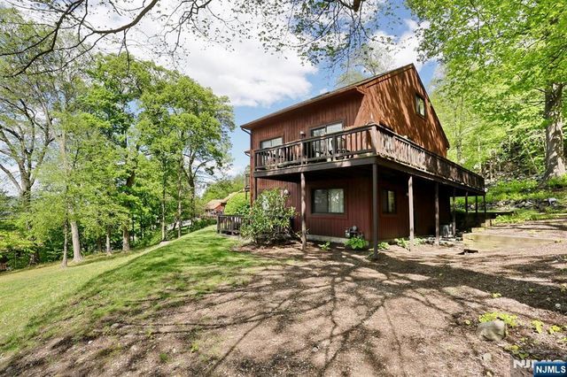 1 Gray Rock Drive 11, Vernon, NJ 07462