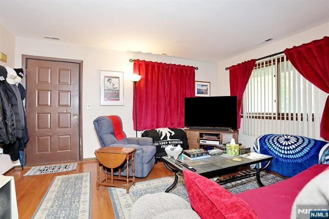 1 Gray Rock Drive 11, Vernon, NJ 07462