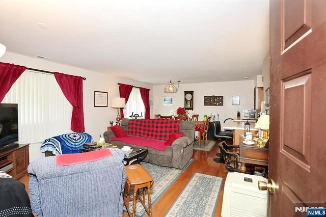 1 Gray Rock Drive 11, Vernon, NJ 07462