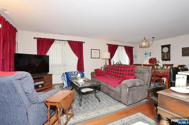 1 Gray Rock Drive 11, Vernon, NJ 07462