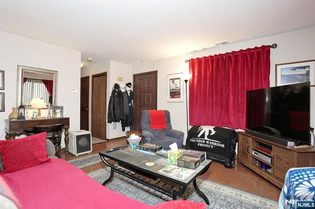1 Gray Rock Drive 11, Vernon, NJ 07462