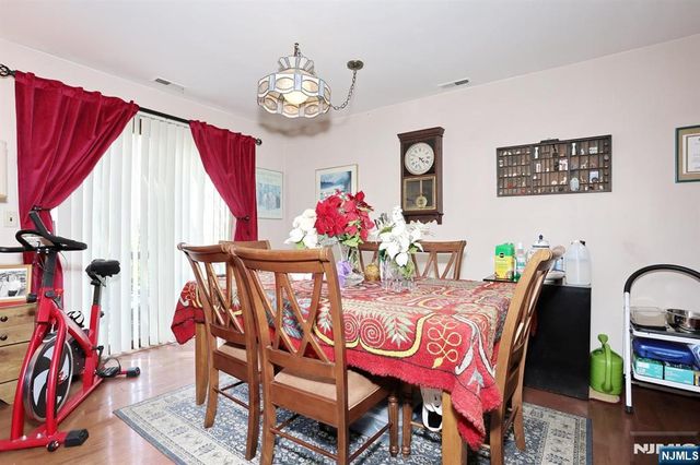 1 Gray Rock Drive 11, Vernon, NJ 07462