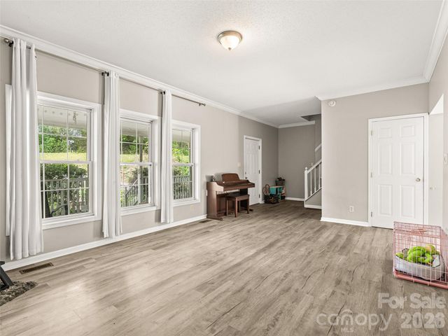 17 Captains Drive, Candler, NC 28715