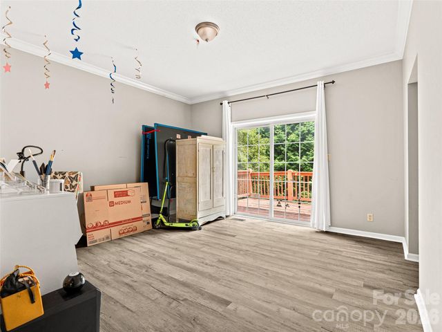17 Captains Drive, Candler, NC 28715