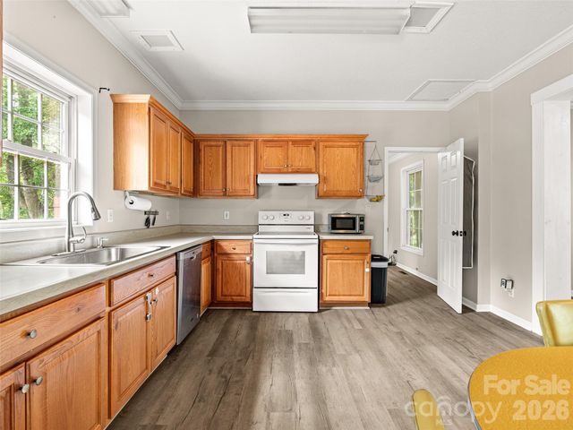 17 Captains Drive, Candler, NC 28715