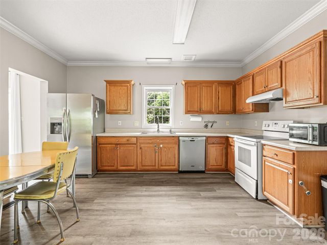 17 Captains Drive, Candler, NC 28715