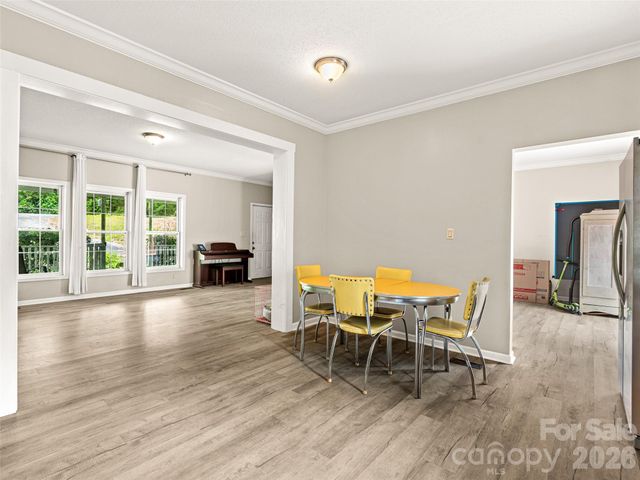 17 Captains Drive, Candler, NC 28715