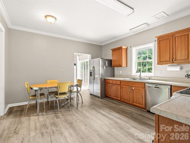 17 Captains Drive, Candler, NC 28715