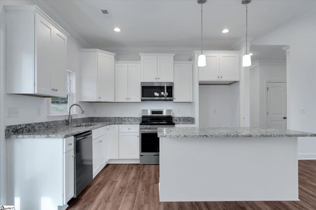 151 Eastview Road, Pelzer, SC 29669