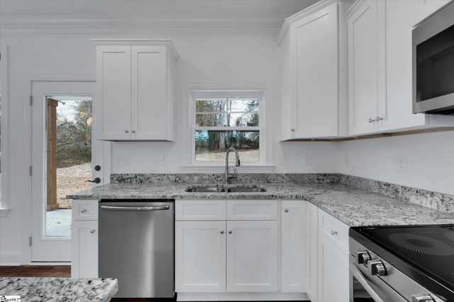 151 Eastview Road, Pelzer, SC 29669