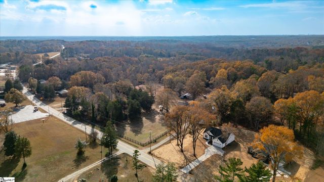 151 Eastview Road, Pelzer, SC 29669