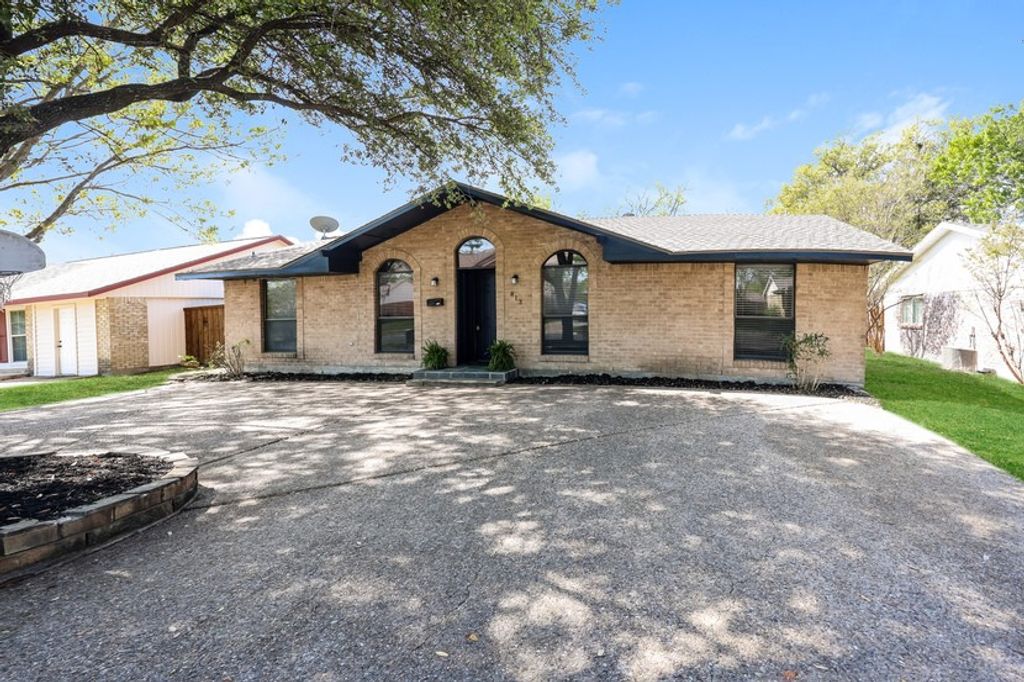 813 Hudson Drive, Garland, TX 75043