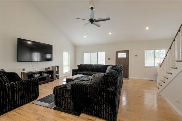 1818 5th Avenue, Leavenworth, KS 66048