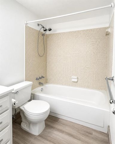 5701 NW 2nd Avenue 1140, Boca Raton, FL 33487