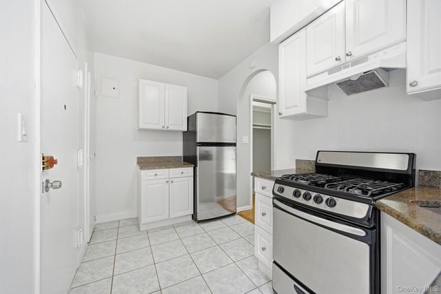 3018 Paulding Avenue, Bronx, NY 10469