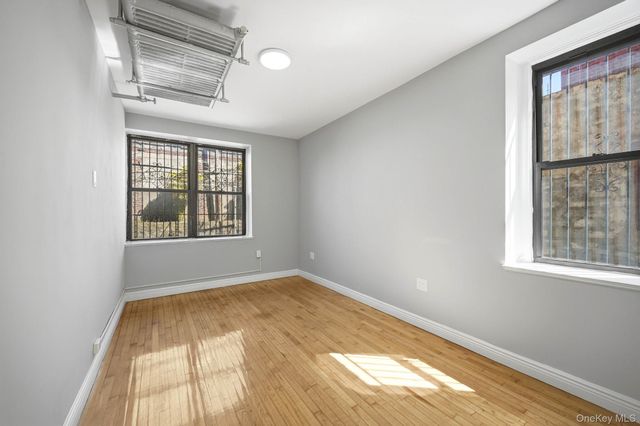 3018 Paulding Avenue, Bronx, NY 10469