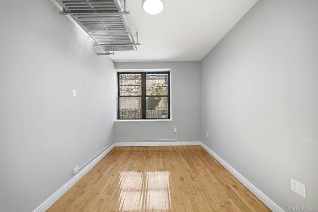 3018 Paulding Avenue, Bronx, NY 10469
