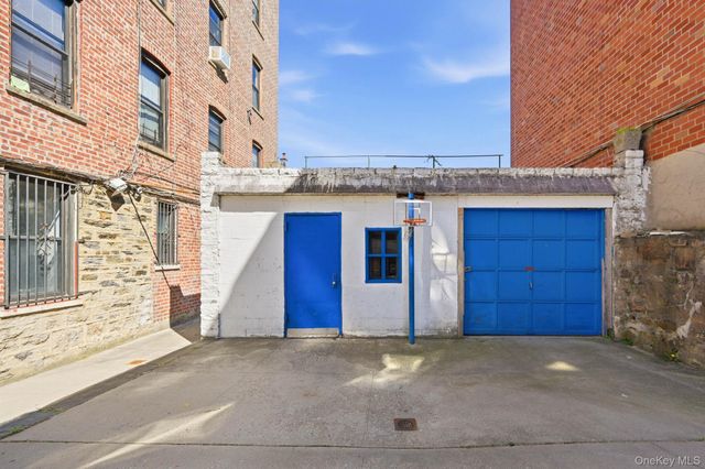 3018 Paulding Avenue, Bronx, NY 10469