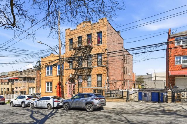 3018 Paulding Avenue, Bronx, NY 10469
