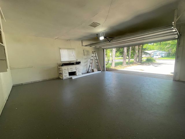 1691 Mcalpine Drive, Mount Morris, MI 48458