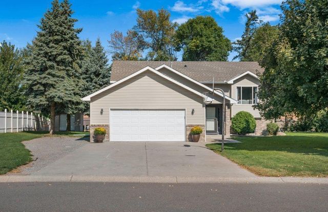 11548 53rd Street NE, Albertville, MN 55301