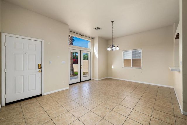 51316 Calle Iloilo, La Quinta, CA 92253
