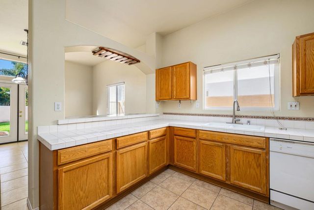 51316 Calle Iloilo, La Quinta, CA 92253