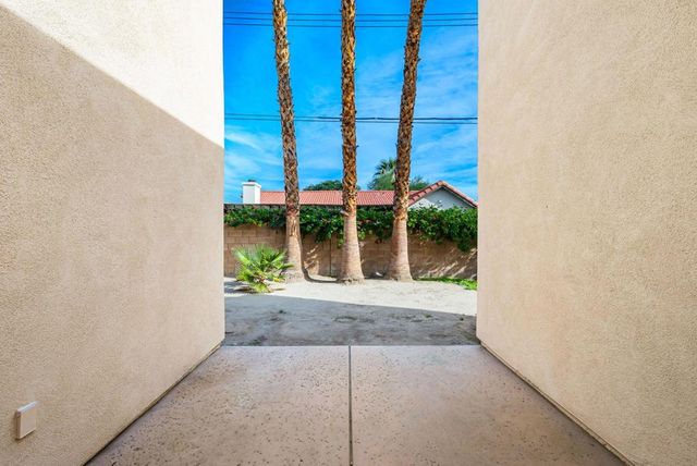 51316 Calle Iloilo, La Quinta, CA 92253