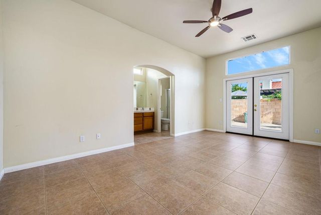 51316 Calle Iloilo, La Quinta, CA 92253